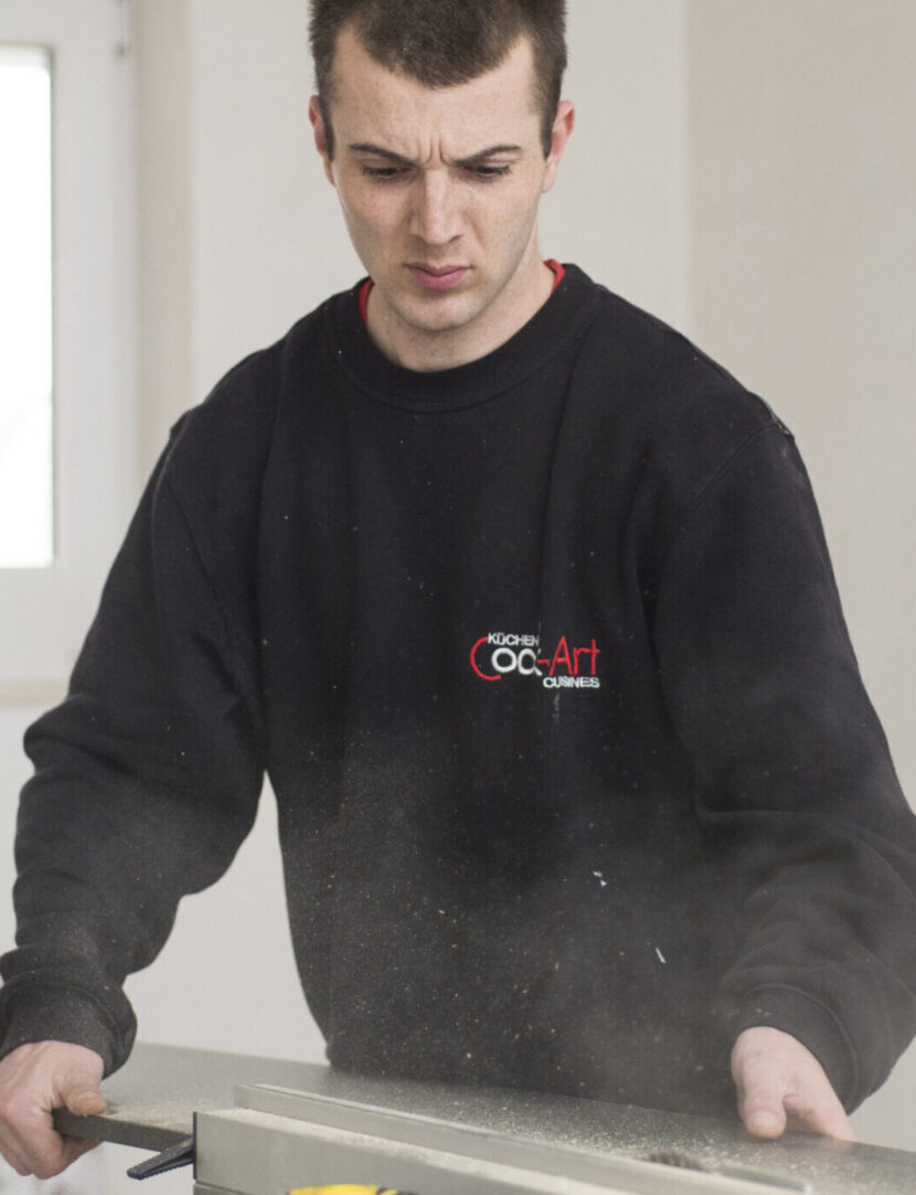 Monteur bei der Arbeit Alexander